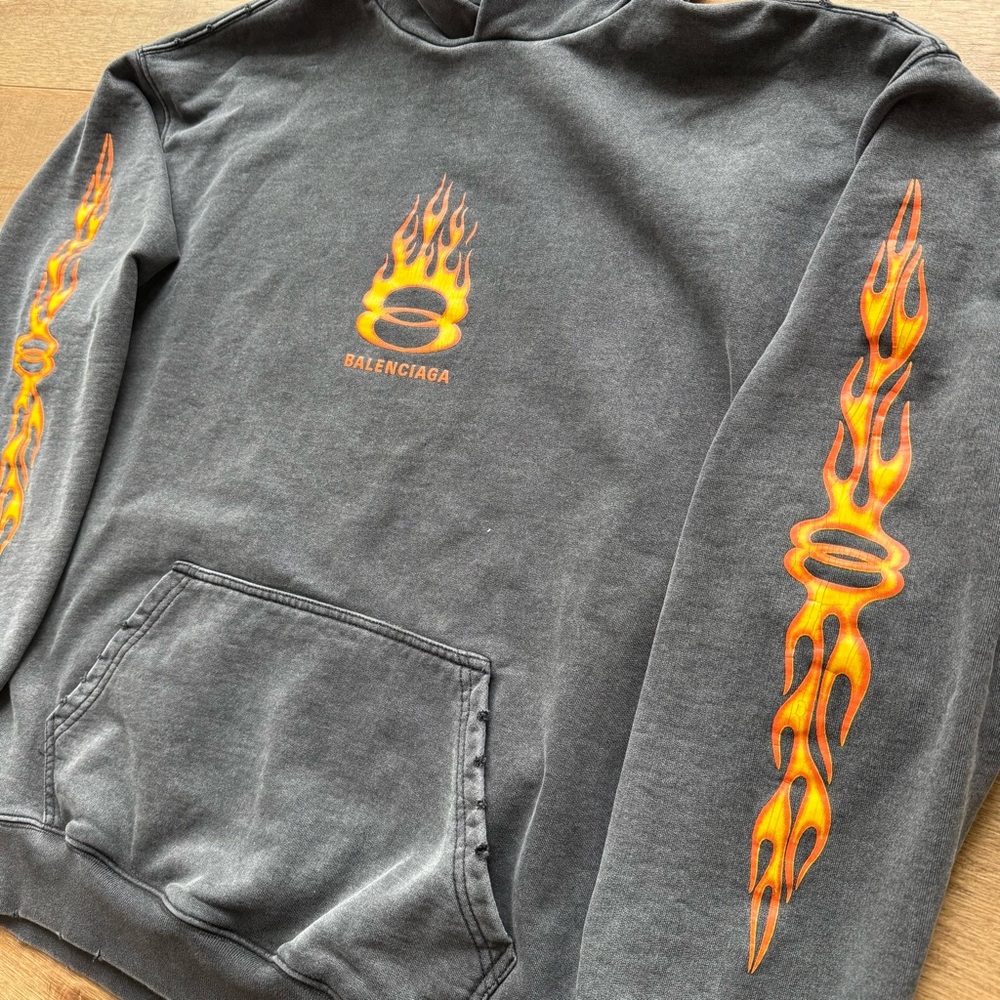 Balenciaga Flame Burning Unity Pullover Faded Bla… - image 1